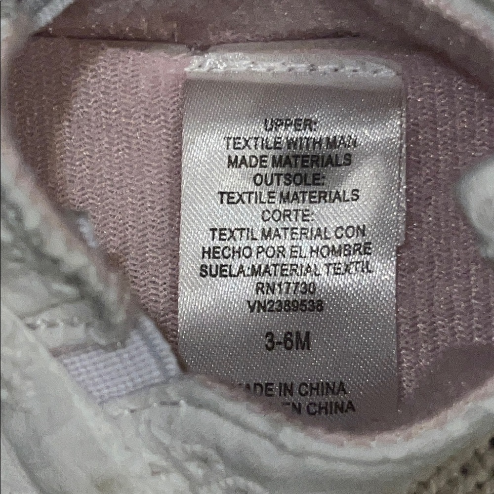 Three 3-6M Baby Shoes & Rompers Rivalry Threads Razorbacks Carters Wonder Nation - Picture 7 of 7